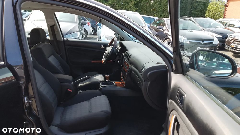 Volkswagen Passat 2.0 Exclusive - 24