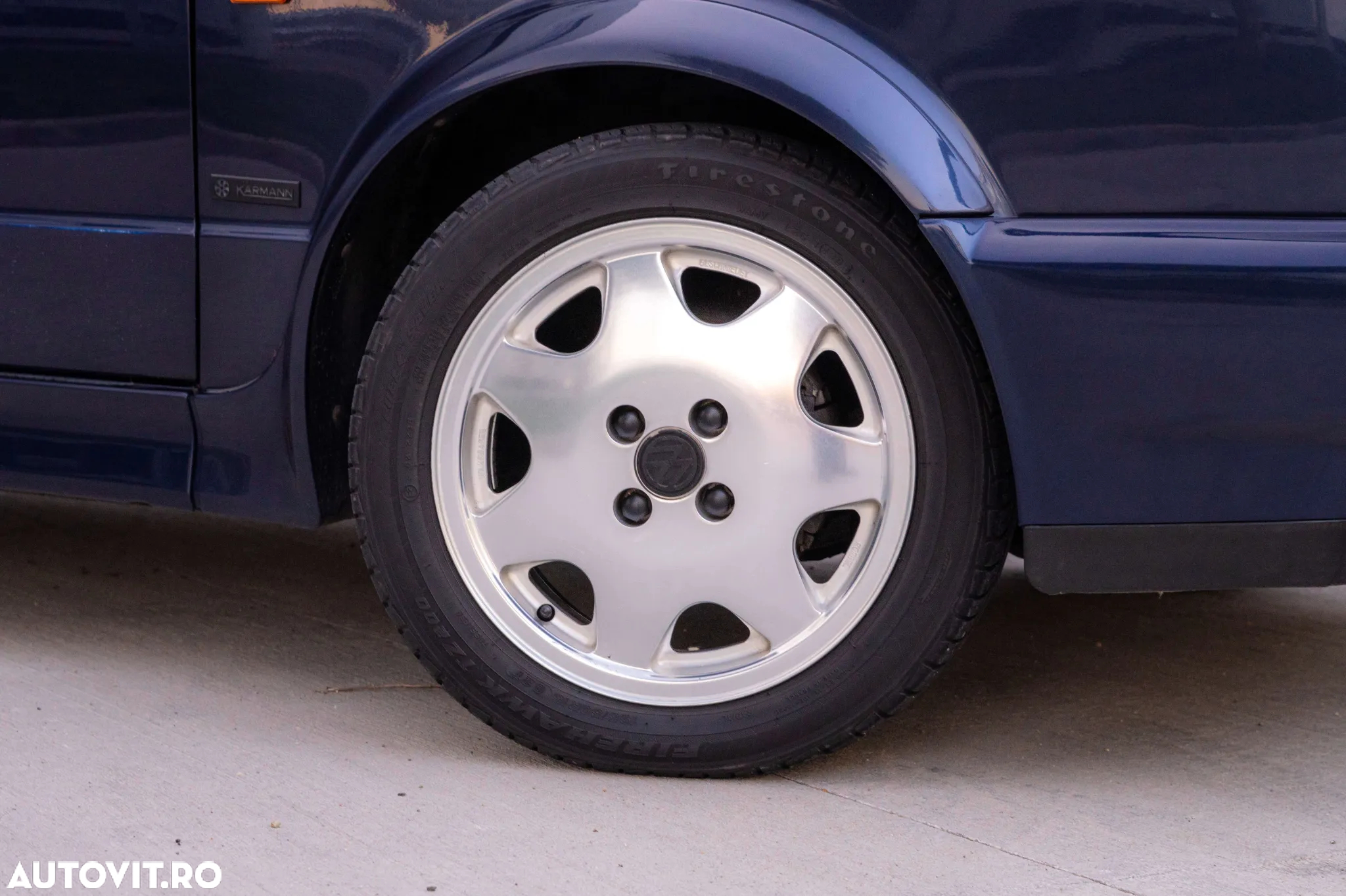 Volkswagen Golf GL - 14