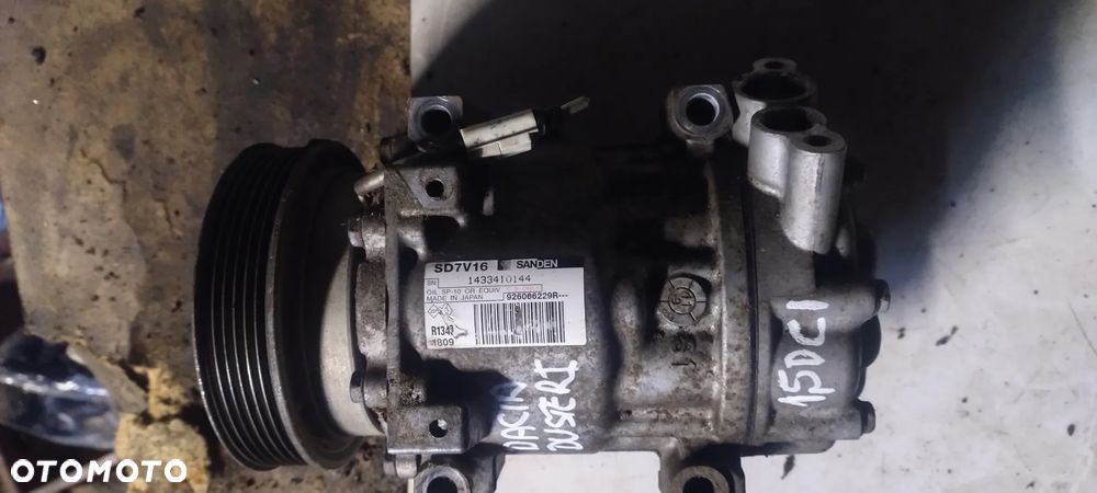 DACIA DUSTER I 1,5dci sprężarka klimatyzacji 926006229R - 1