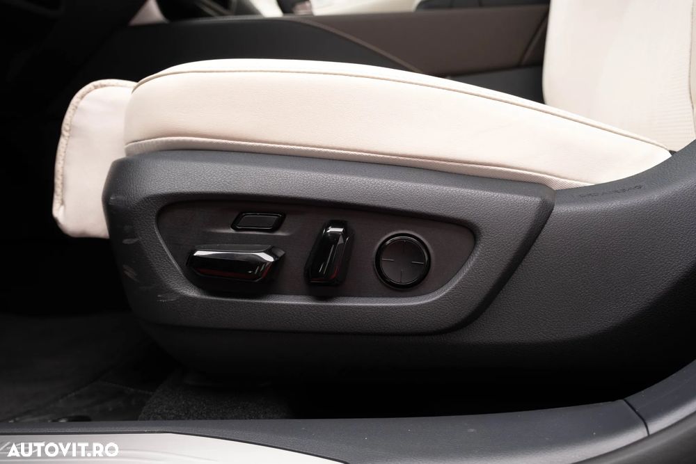 Lexus Seria RX 450h+ (Plug-in-Hybrid) Luxury Line - 15