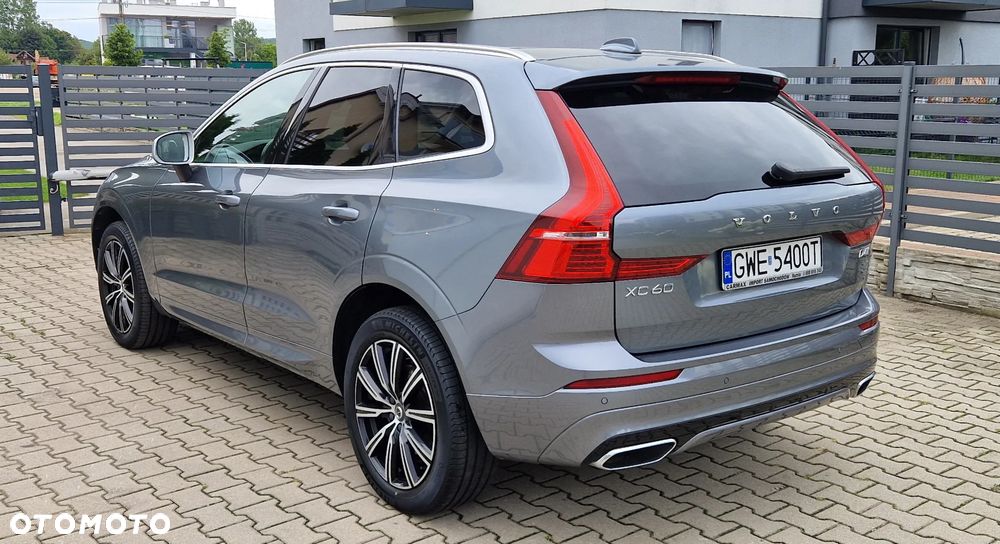 Volvo XC 60 D4 R-Design - 4