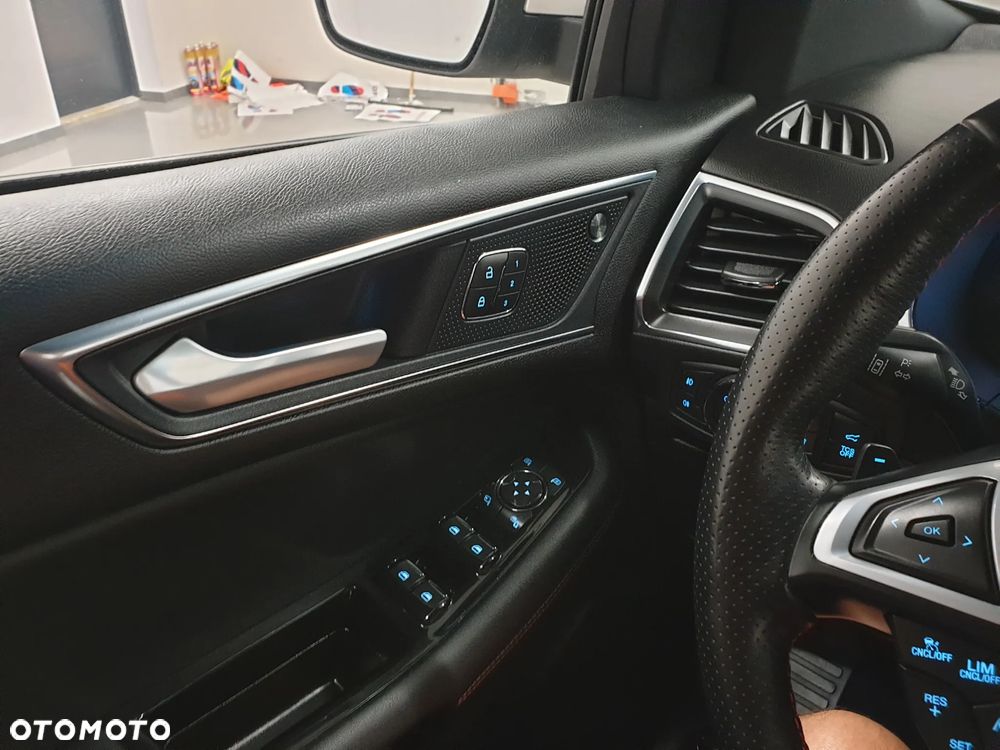 Ford Edge 2.0 EcoBlue Twin-Turbo 4WD ST-Line - 21