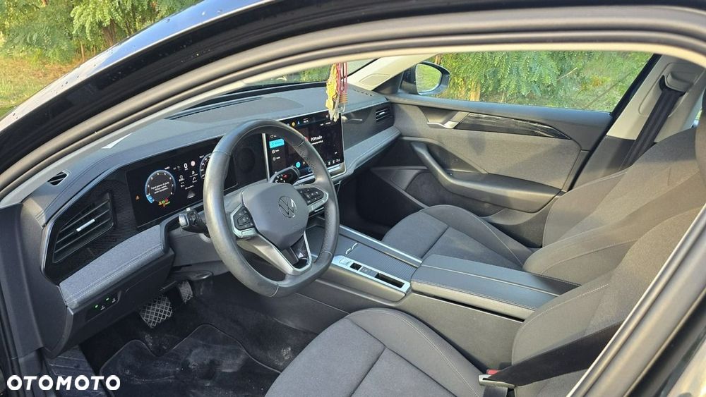 Volkswagen Passat 1.5 TSI ACT mHEV Style DSG - 25
