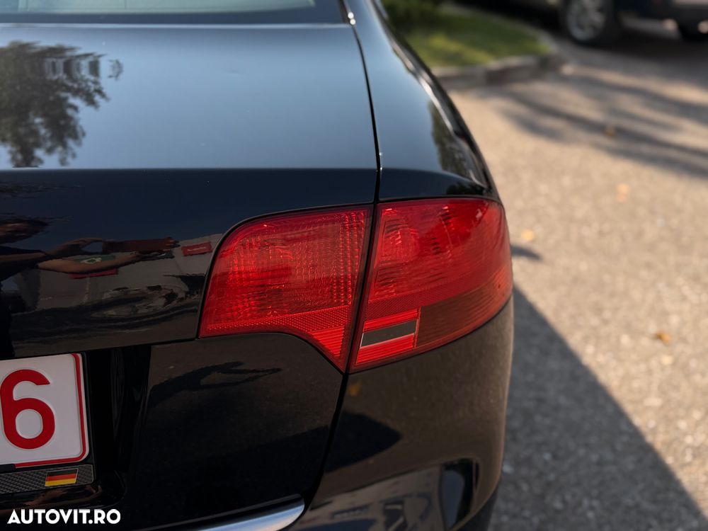 Audi A4 Limuzina 1.6 - 33