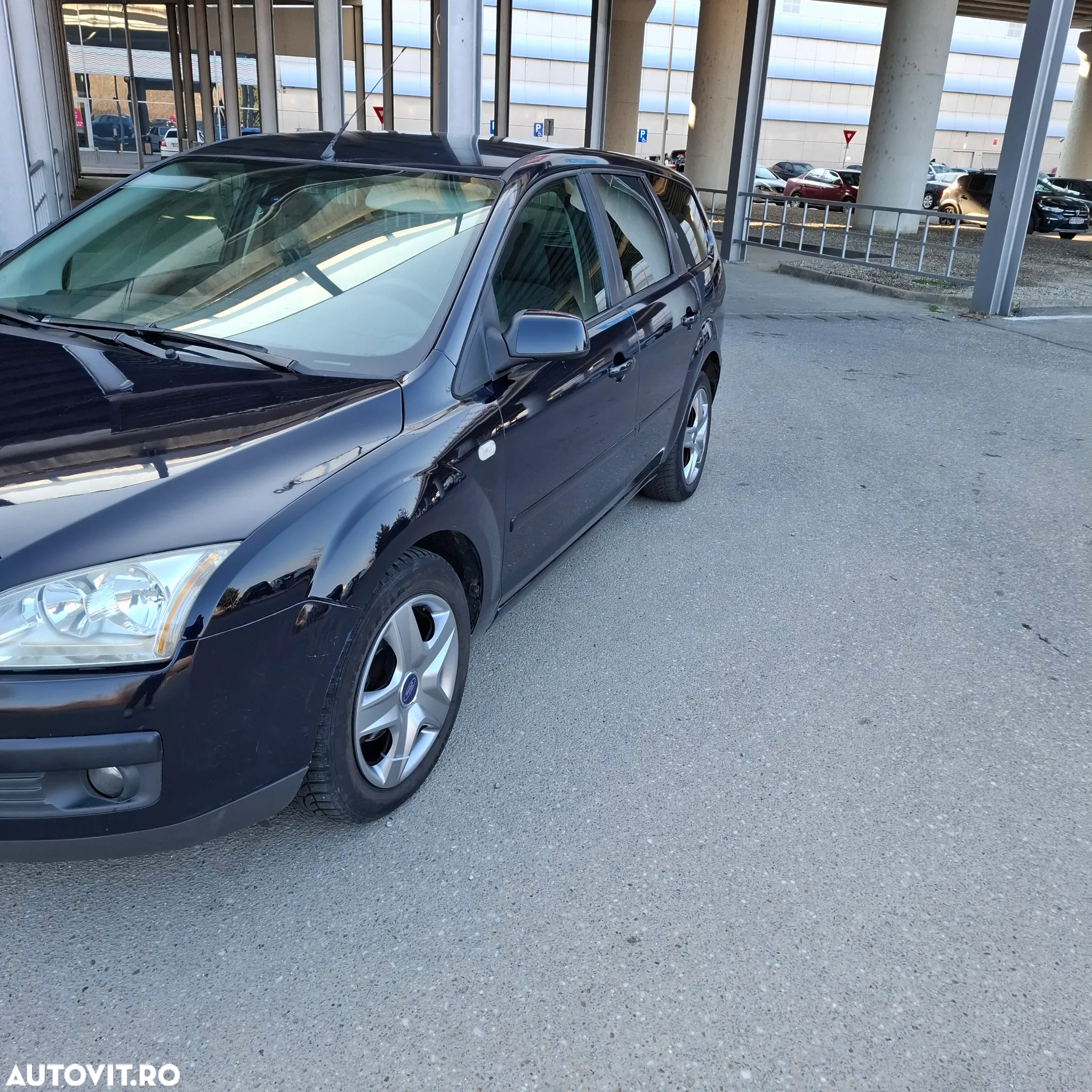 Ford Focus 1.6 TDCi Ambiente - 8