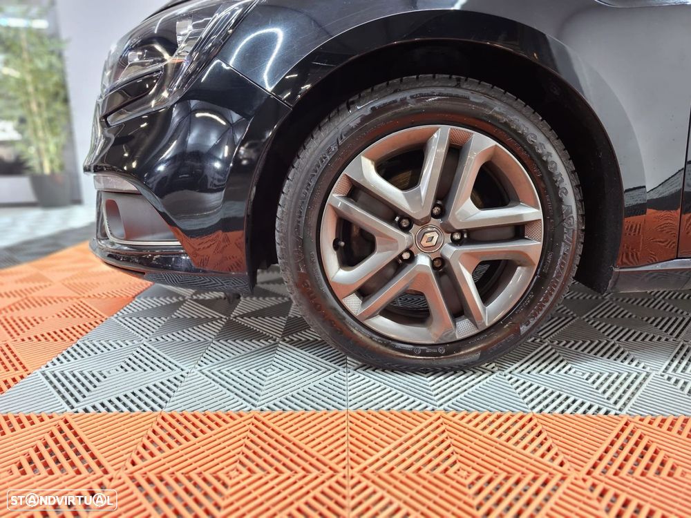 Renault Mégane 1.5 Blue dCi Intens - 9