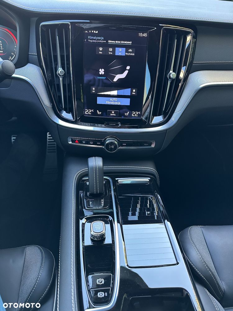 Volvo S60 T8 Recharge AWD Geartronic RDesign - 12