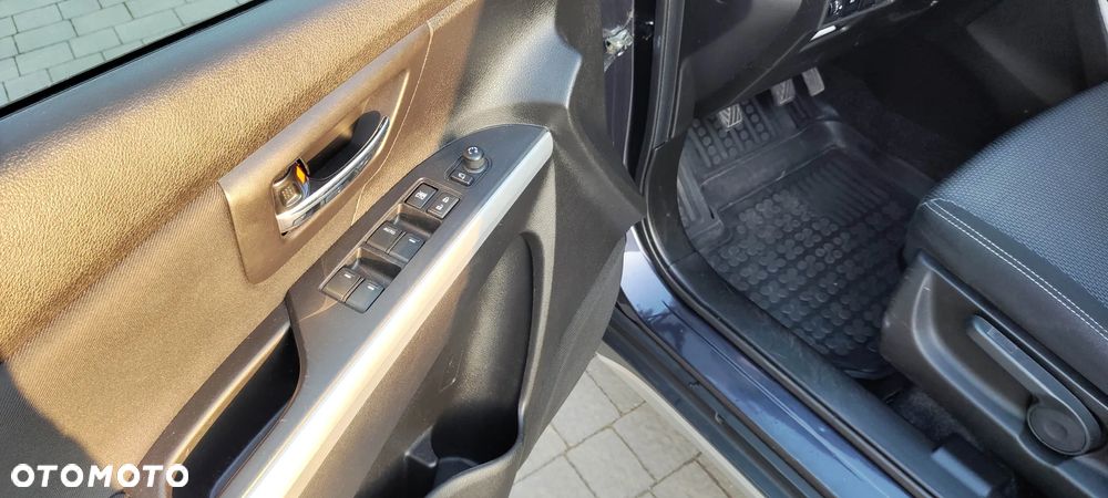 Suzuki SX4 1.6 Comfort Plus - 8