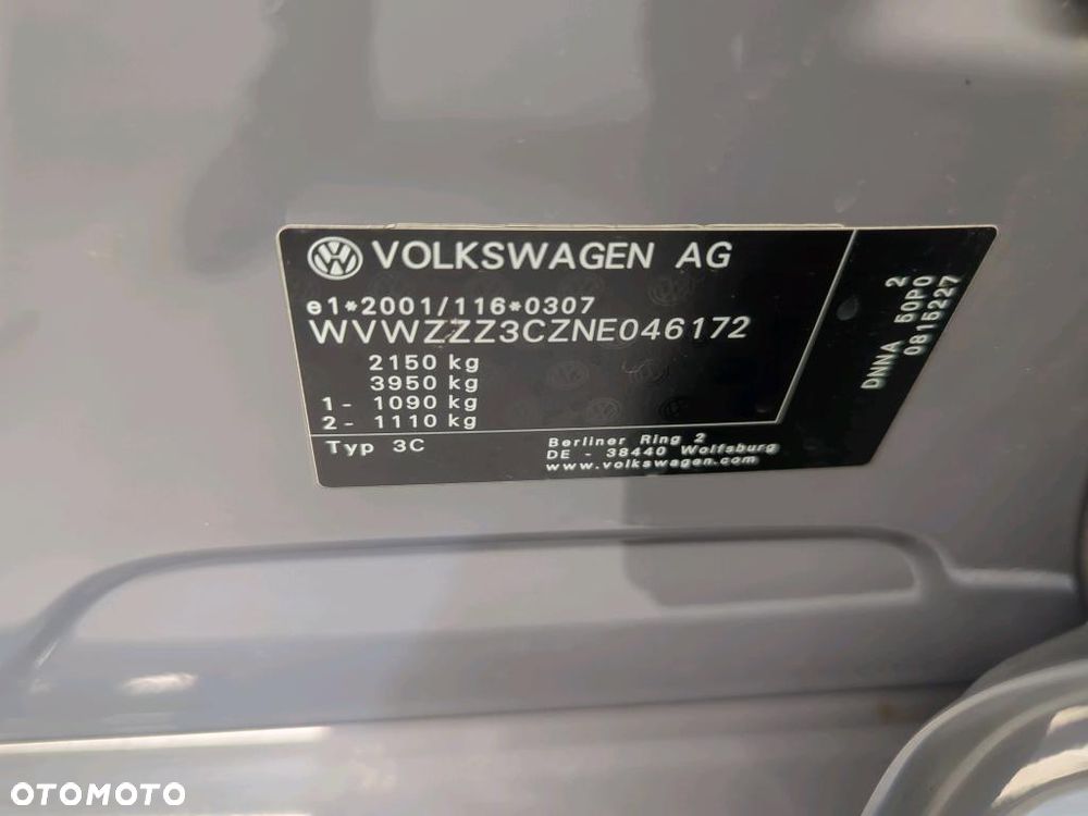 Volkswagen Passat 2.0 TSI Business DSG - 25