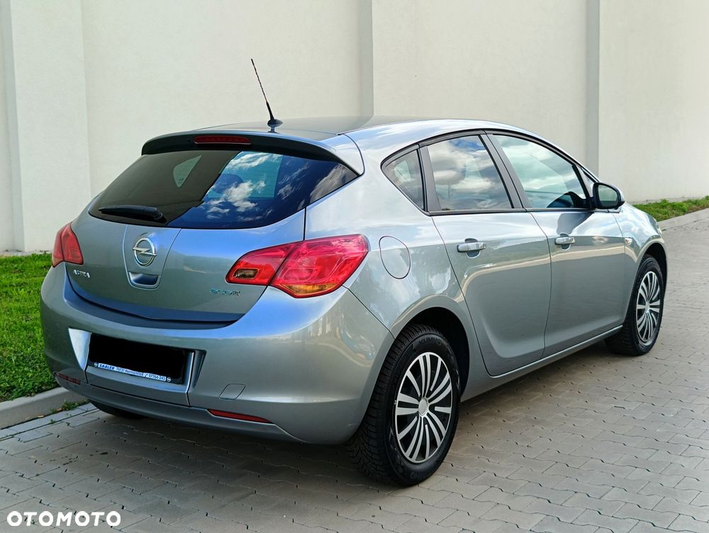 Opel Astra 1.4 EcoFLEX Start/Stop Innovation - 18