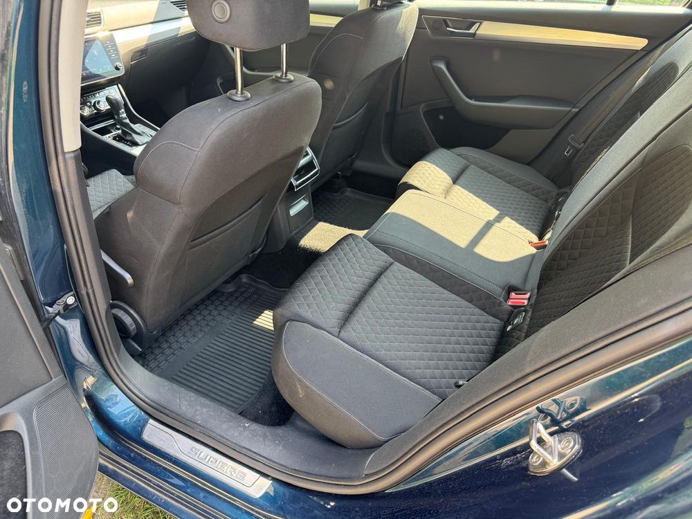 Skoda Superb 2.0 TDI SCR Ambition DSG - 8