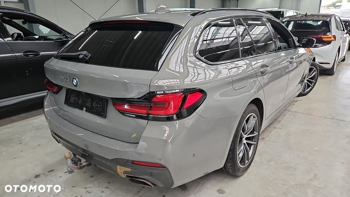 BMW Seria 5 520d xDrive M Sport sport - 5