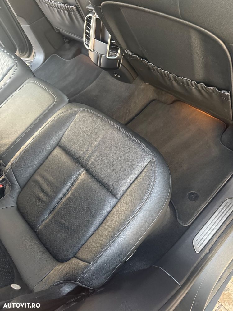 Porsche Cayenne Diesel Platinum Edition - 17