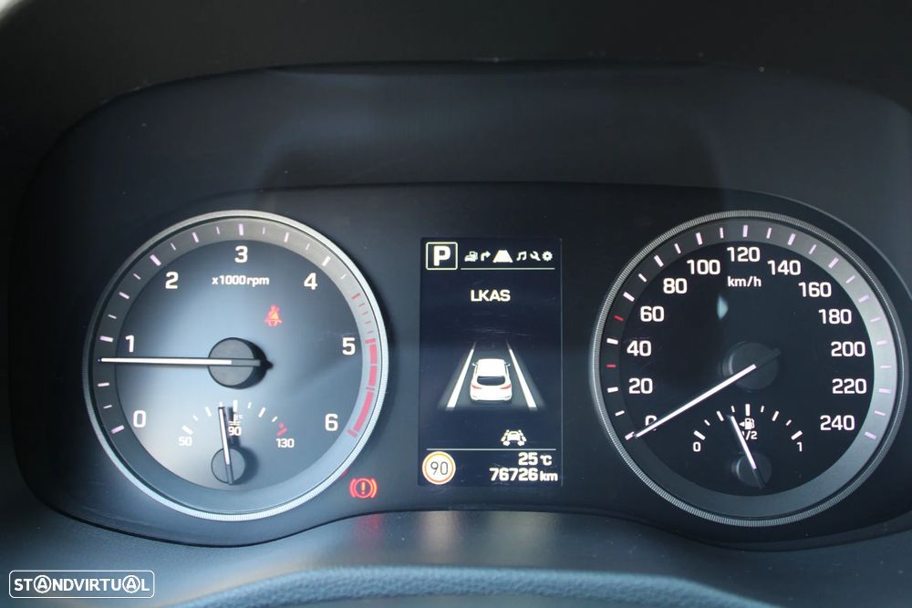 Hyundai Tucson 1.7 CRDi Premium DCT - 25