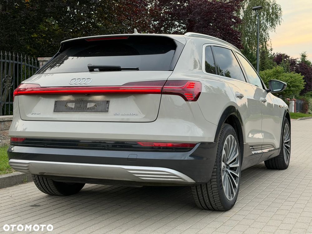 Audi e-tron 55 Quattro Advanced - 8
