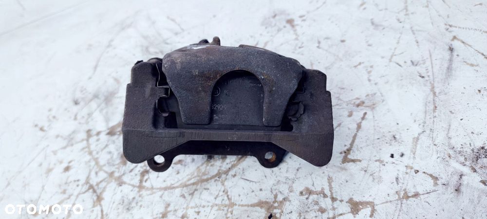 ZACISK HAMULCOWY PRAWY TYŁ AUDI A4 A5 A6 C7 330MM - 2