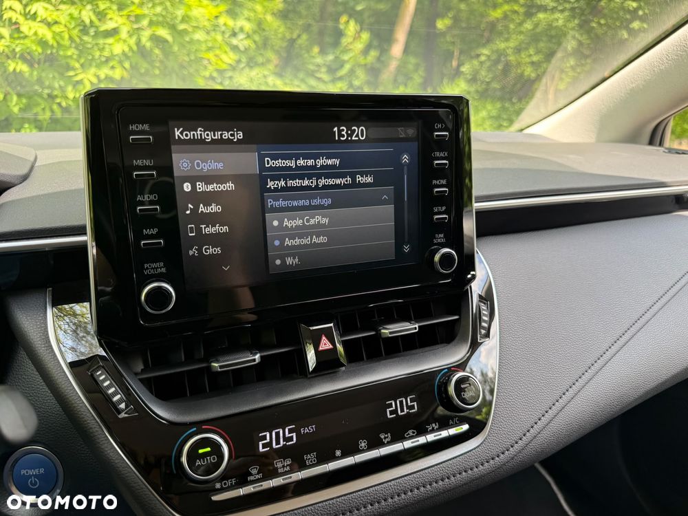 Toyota Corolla 1.8 Hybrid Comfort - 23