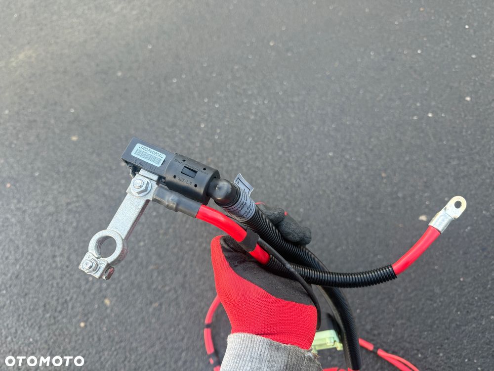 Przewód plusowy kabel e83 x3 klema pirotechniczna cały przewód