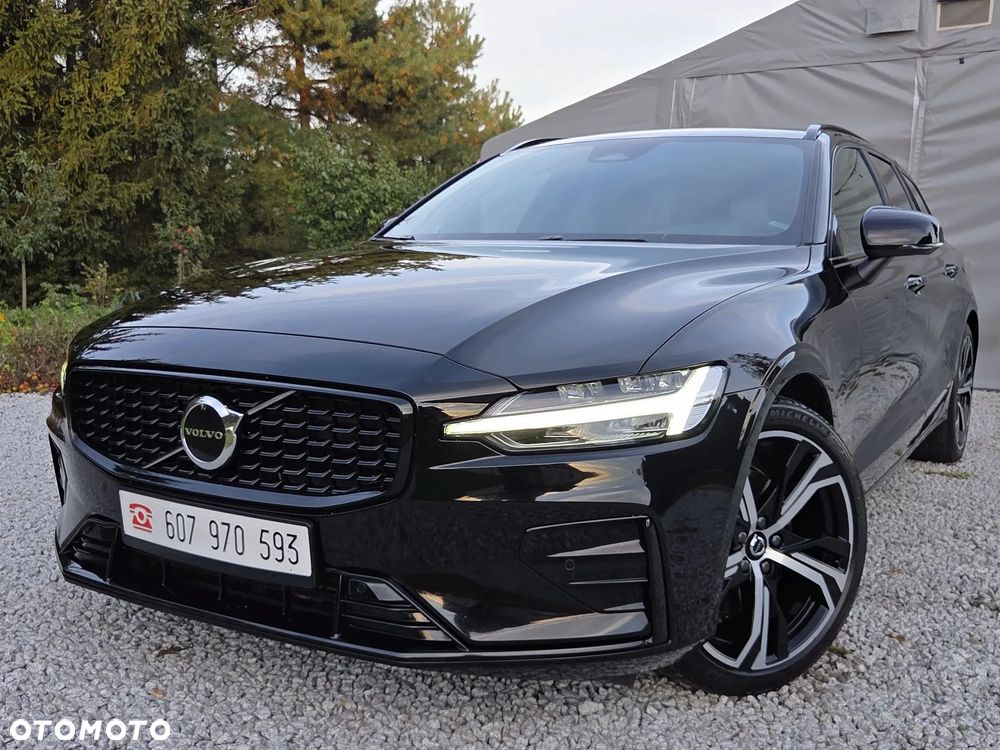 Volvo V60 B3 B Plus Dark - 32