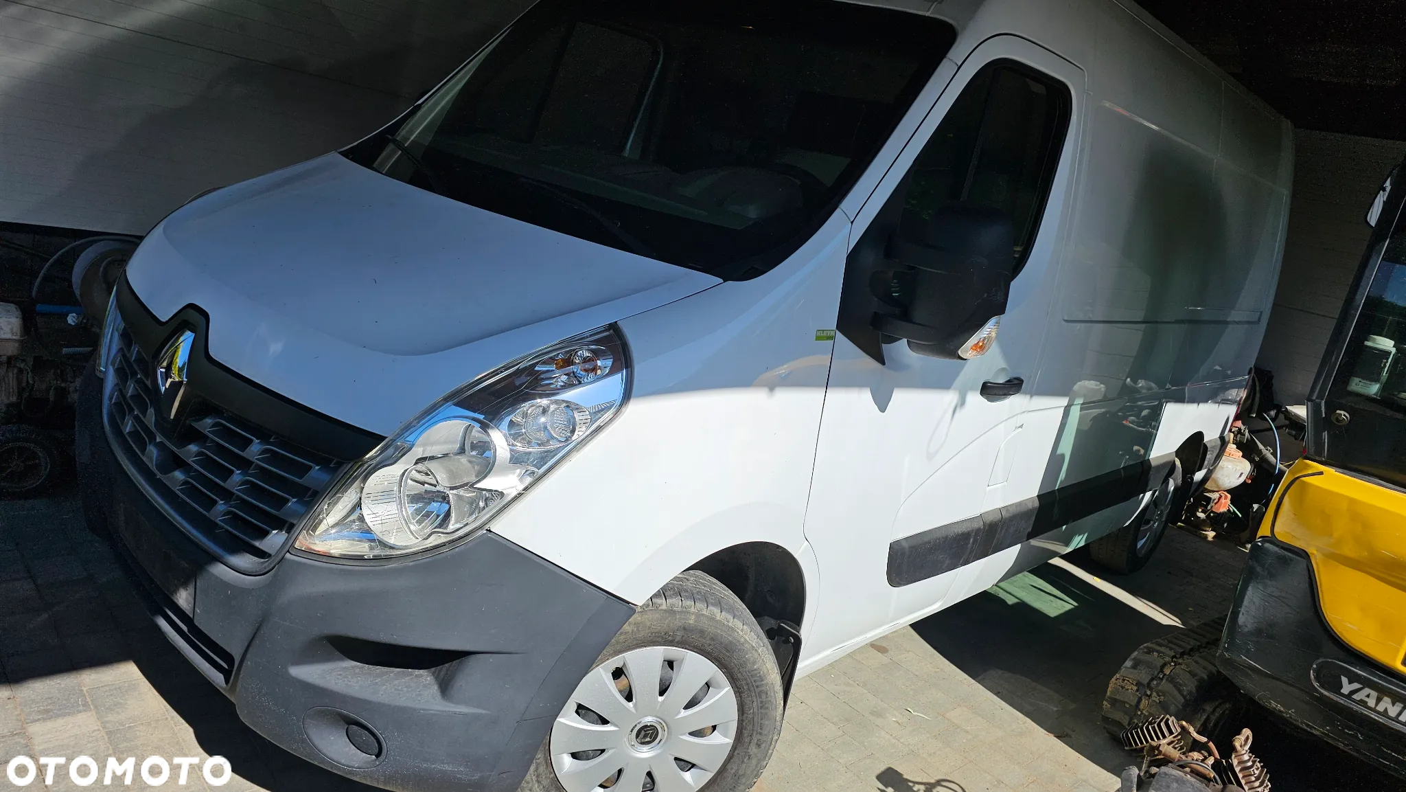 Renault Master - 15