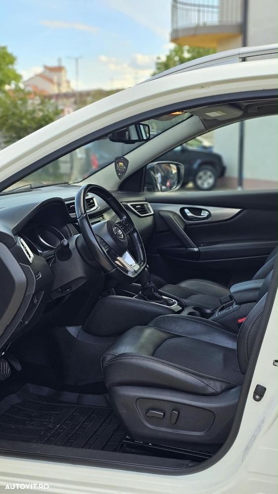 Nissan Qashqai 1.7 dCi Xtronic ALL-MODE 4x4i TEKNA - 5
