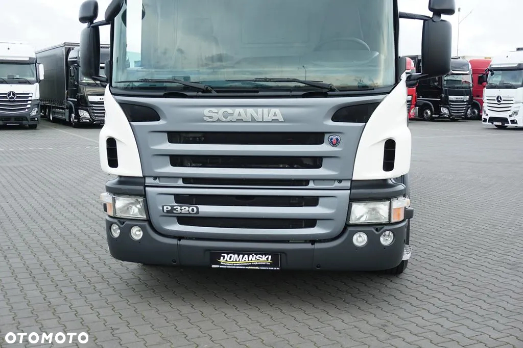 Scania P 320 / 6 X 2 / SKRZYNIOWY + HDS / HIAB 211 EP - 5 / OŚ SKRĘTNA   / WYS. 14 M - 24