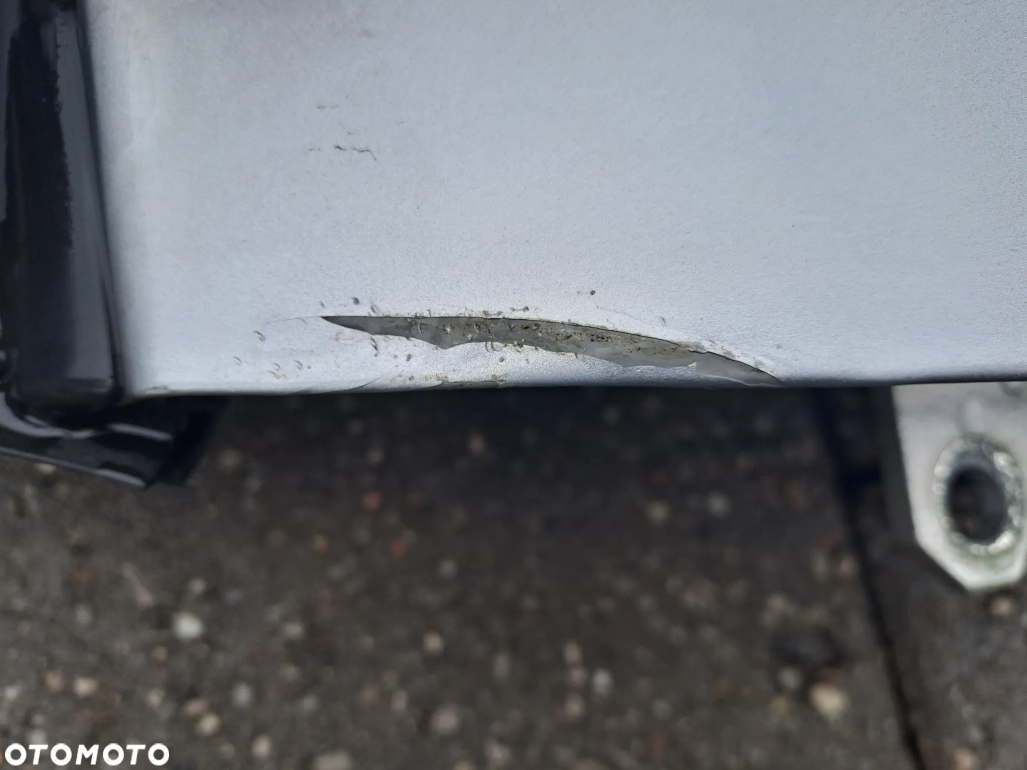 Volkswagen Jetta III 1K2 A5 sedan zderzak tylny z PDC kod lakieru LA7W - 27