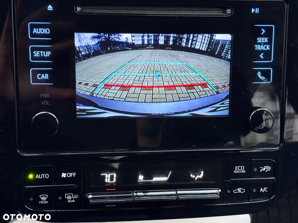 Toyota Prius 1.8 Hybrid Prestige - 17