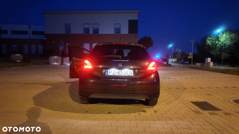 Peugeot 208 1.2 PureTech Active - 30