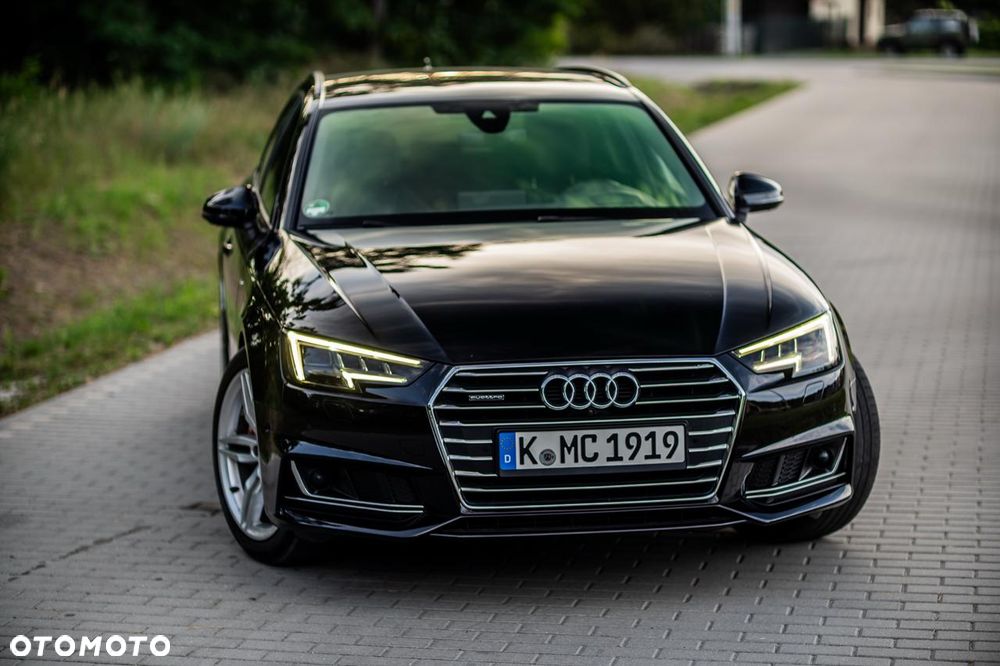 Audi A4 Avant 40 TDI quattro S tronic S line - 12
