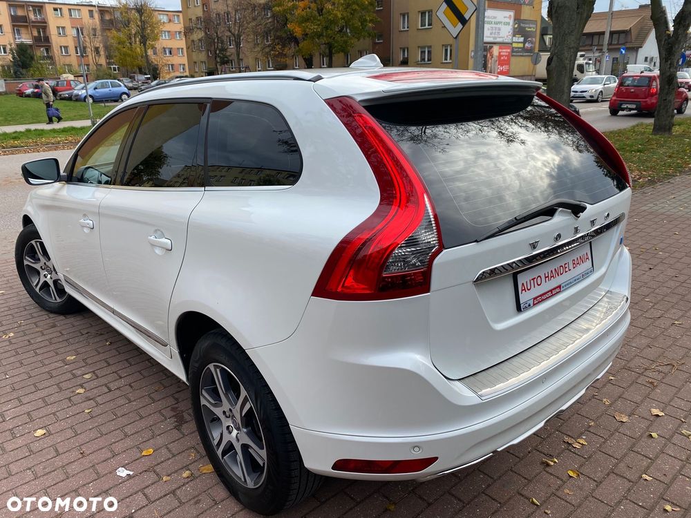 Volvo XC 60 D4 Drive-E Ocean Race - 28