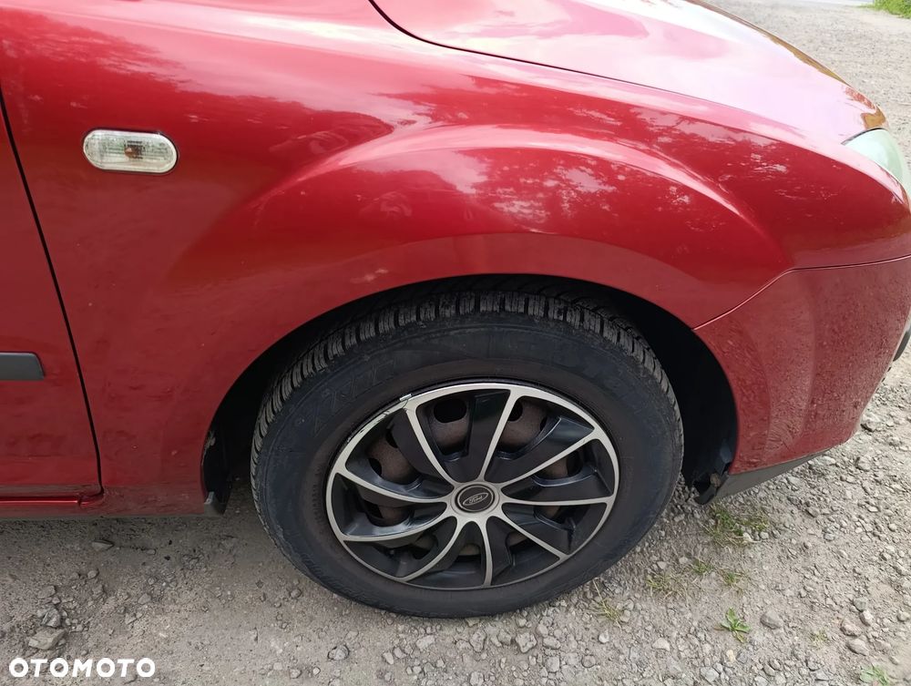 Ford Focus 1.6 Ambiente - 13