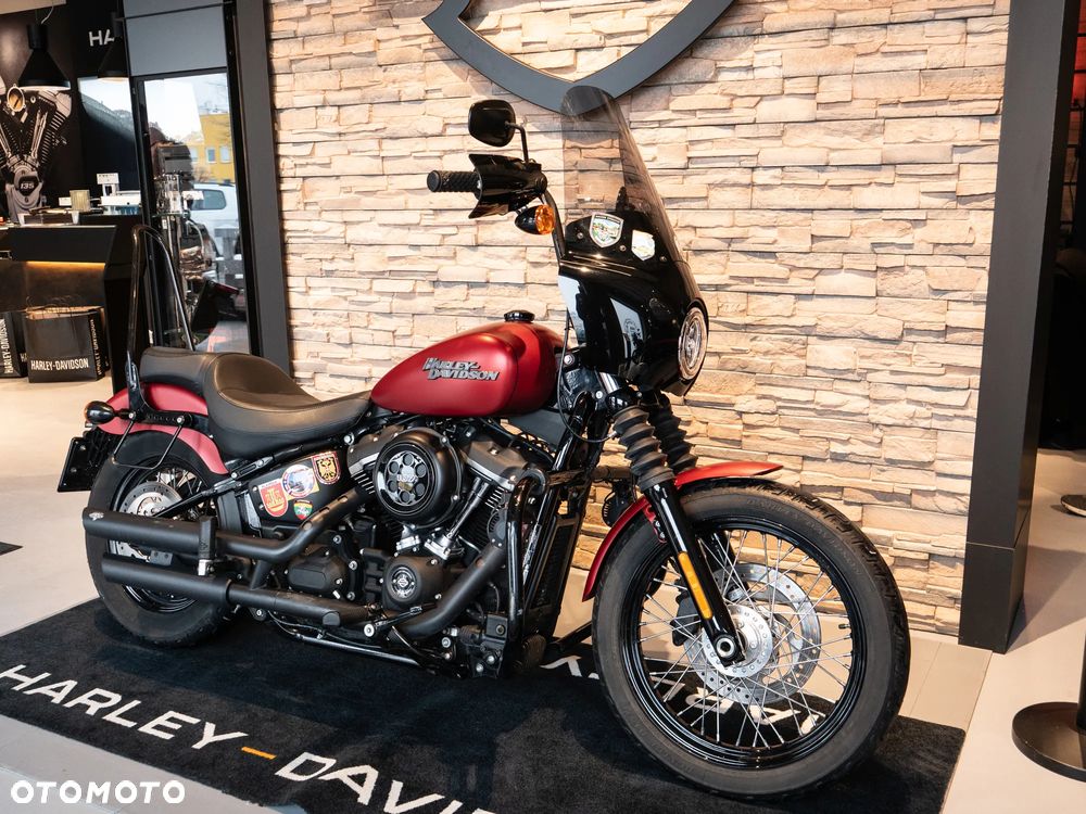 Harley-Davidson Softail Street Bob - 2