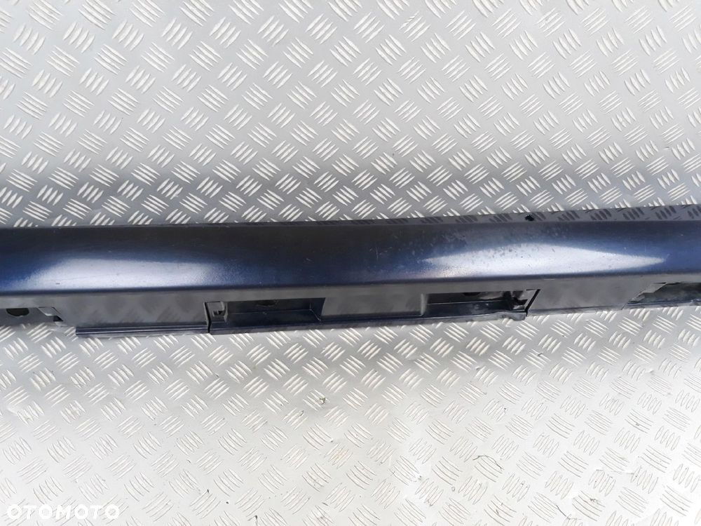 próg listwa progowa prawa TOYOTA AVENSIS T27 08-15 - 4