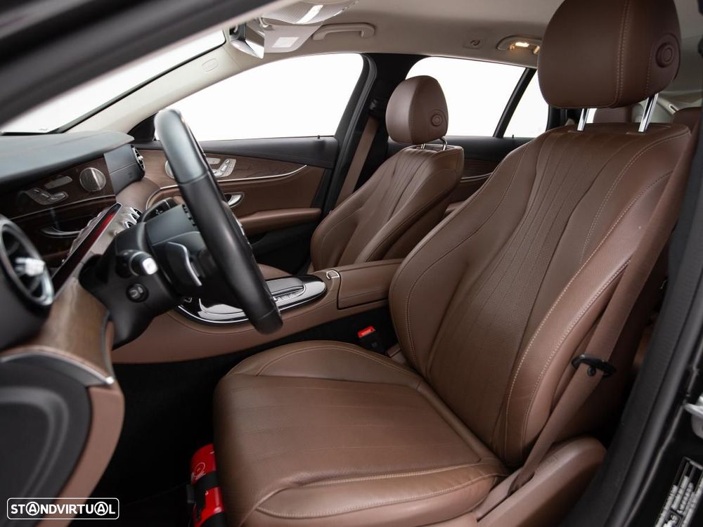 Mercedes-Benz E 300 de 4Matic 9G-TRONIC - 9