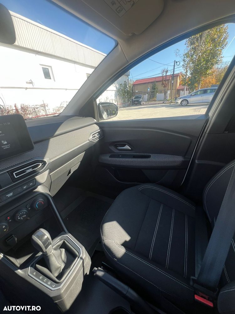 Dacia Logan TCe 90 CVT Comfort - 8