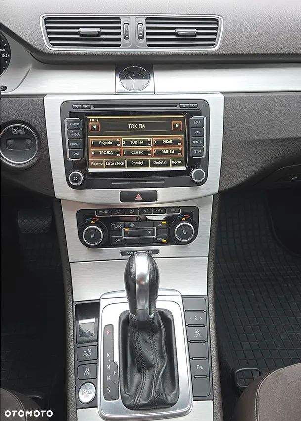Volkswagen Passat 2.0 TDI Highline DSG - 12