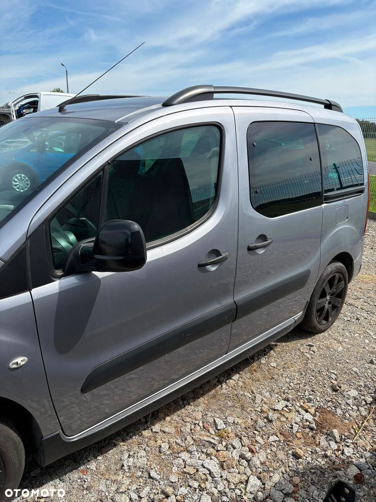 DRZWI PRZEDNIE LEWE CITROEN BERLINGO/PARTNER II/III KCAC
