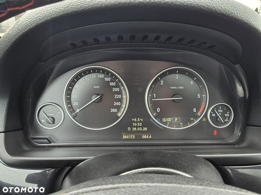 BMW Seria 5 - 25