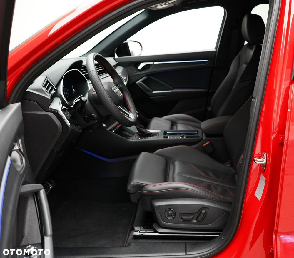 Audi Q3 Sportback - 14