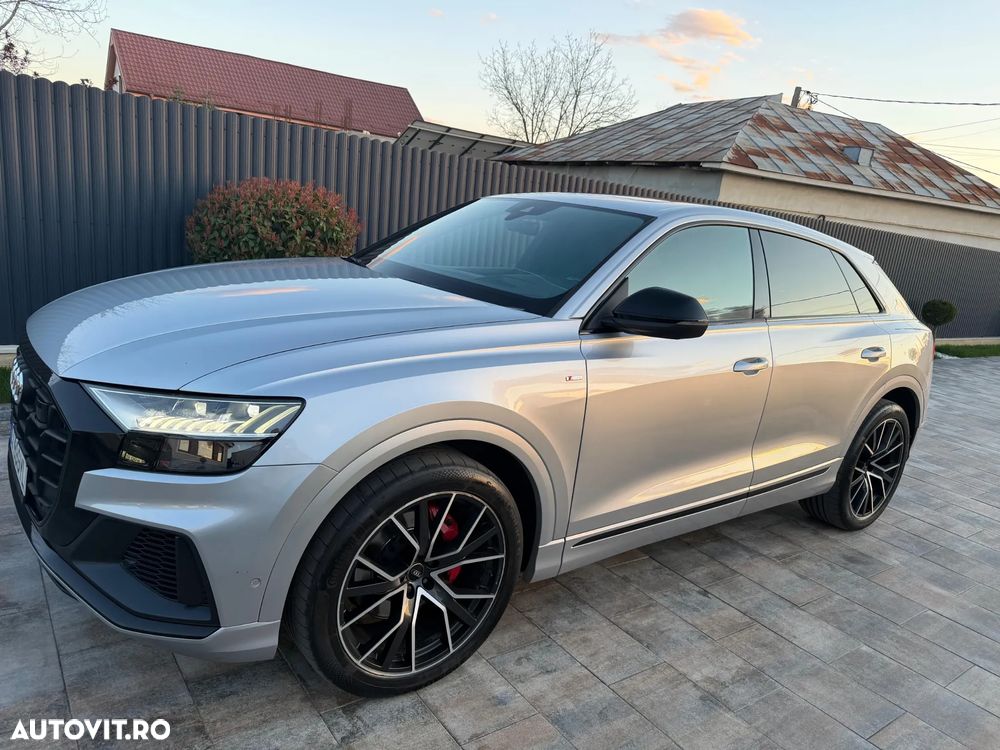Audi Q8 - 6