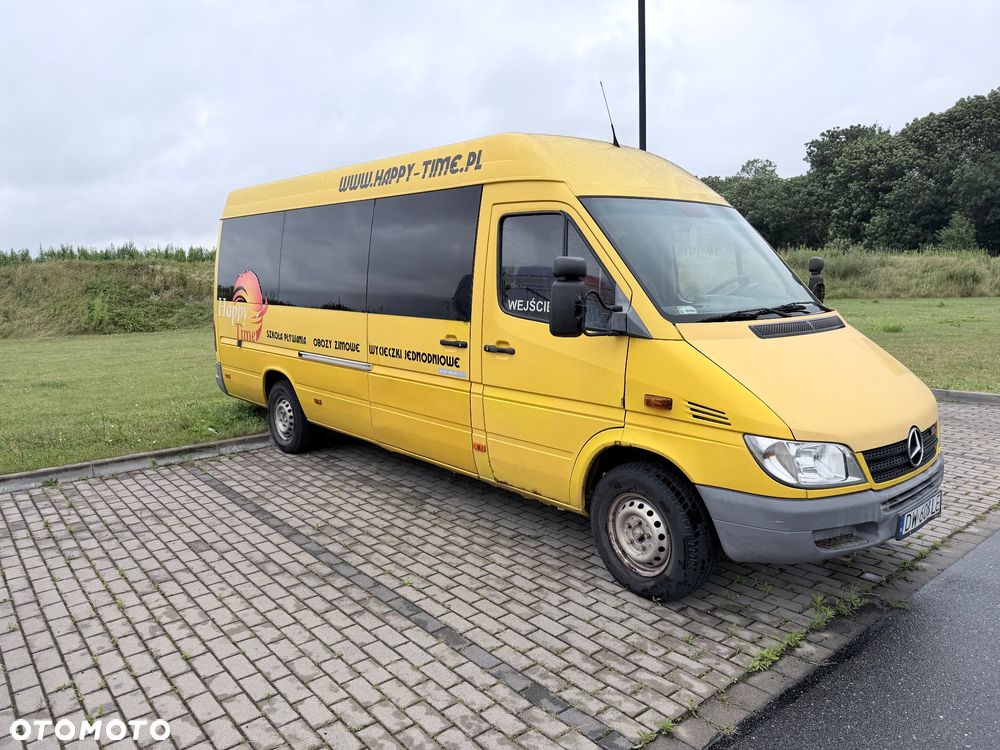 Mercedes-Benz Sprinter - 1