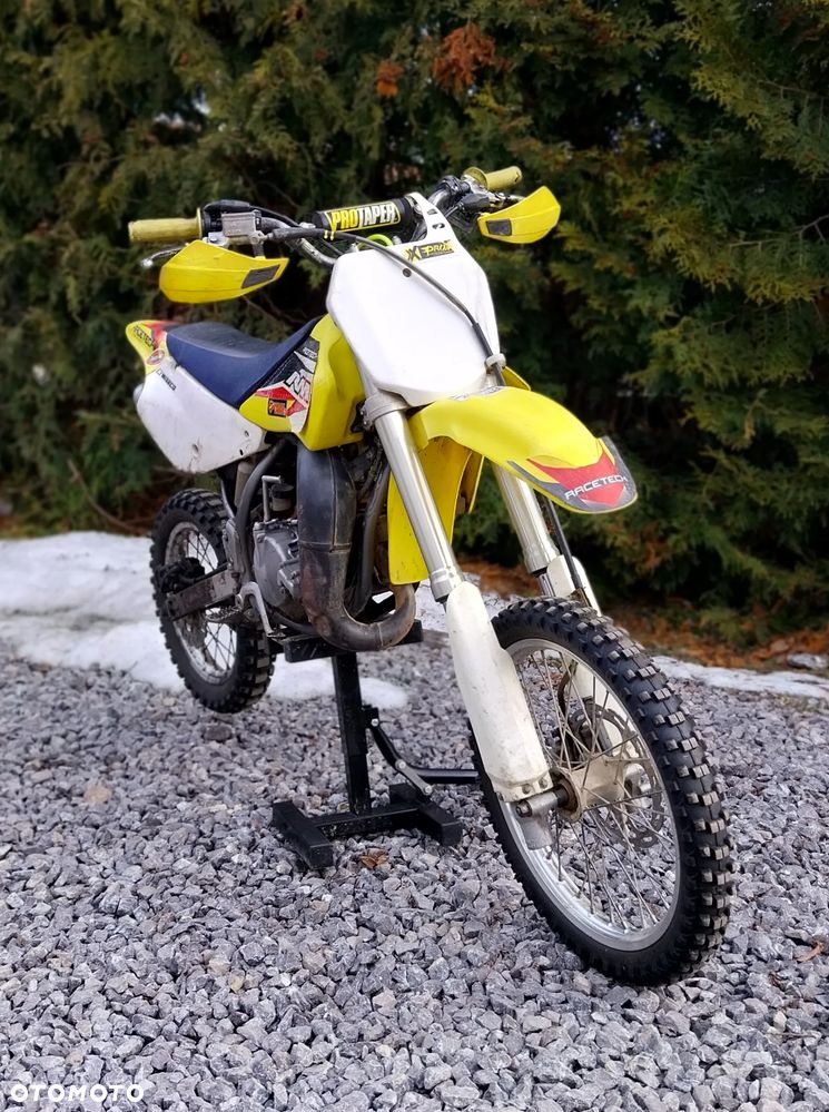 Suzuki RM - 4
