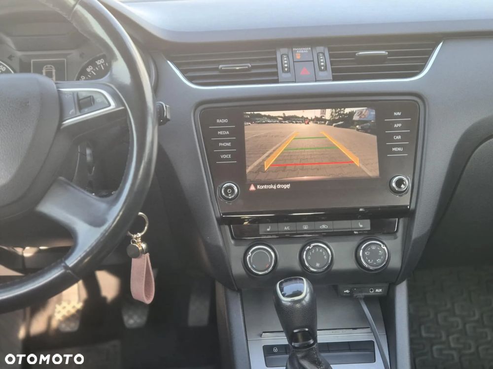 Skoda Octavia 1.2 TSI Ambition - 8