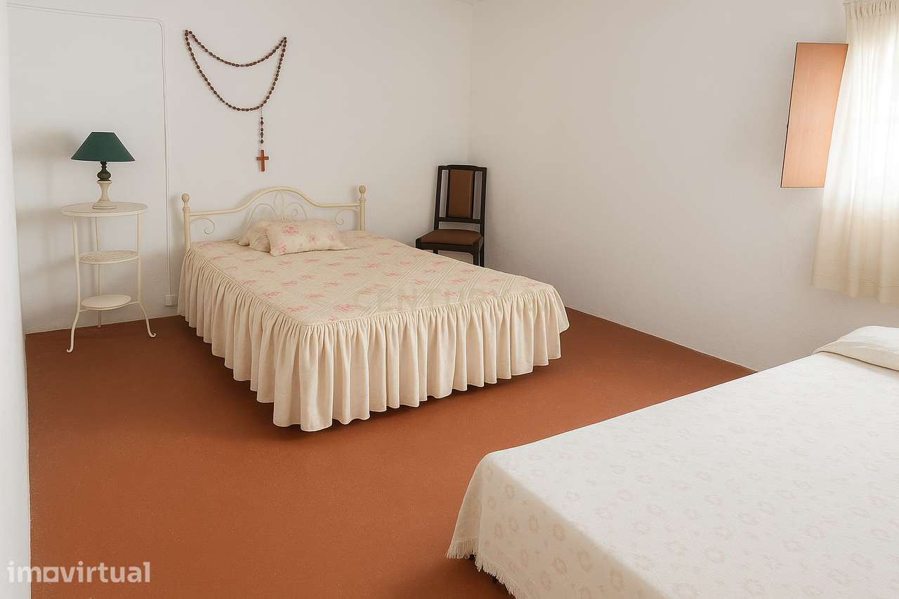 Quinta com Moradia T2 + Armazém | 2ha vedados | Rio | Fruteiras | A 3 - Grande imagem: 2/46