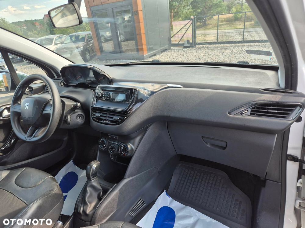 Peugeot 208 1.4 HDi Business Line - 11