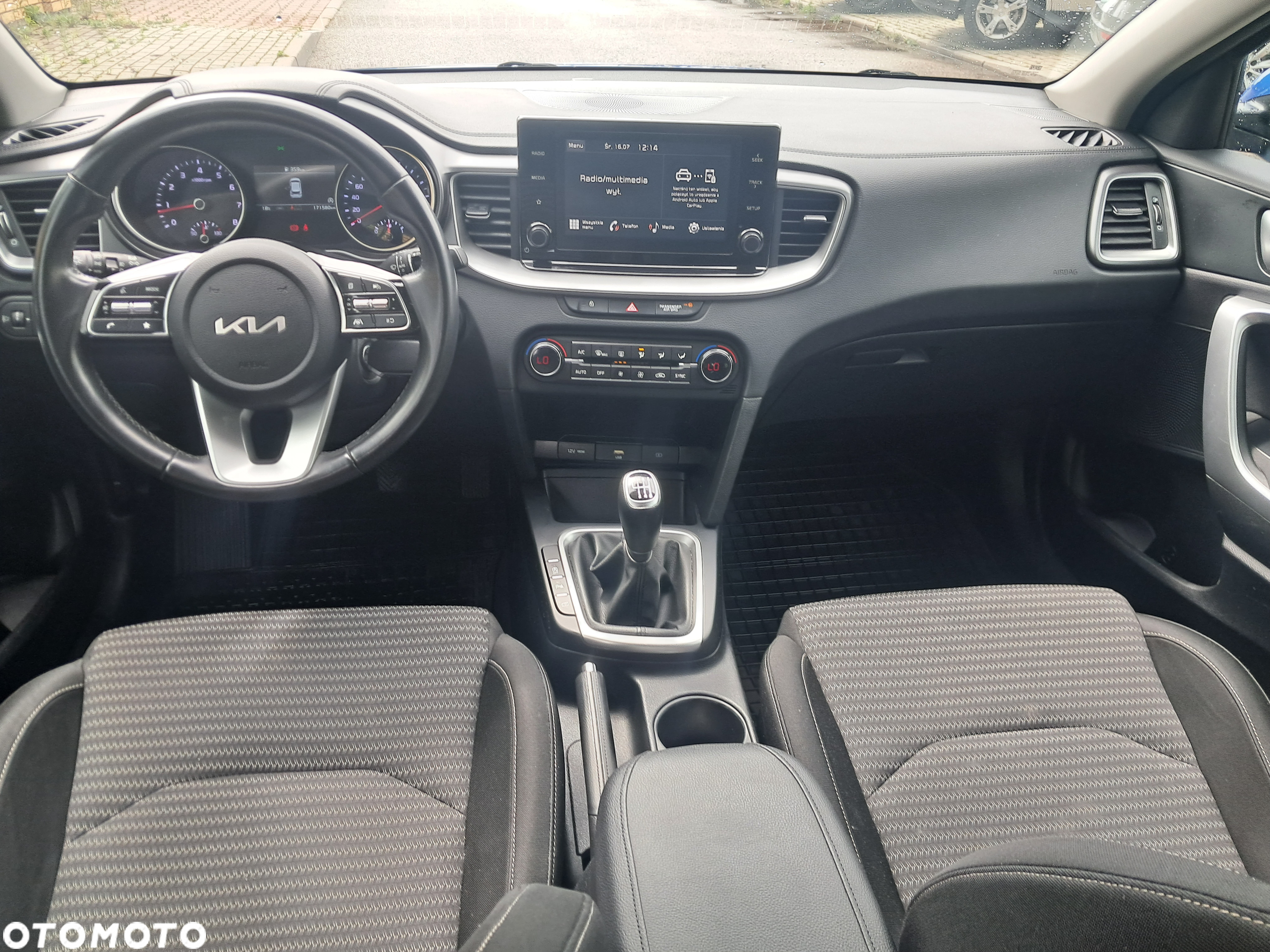 Kia Ceed 1.5 T-GDI M - 12