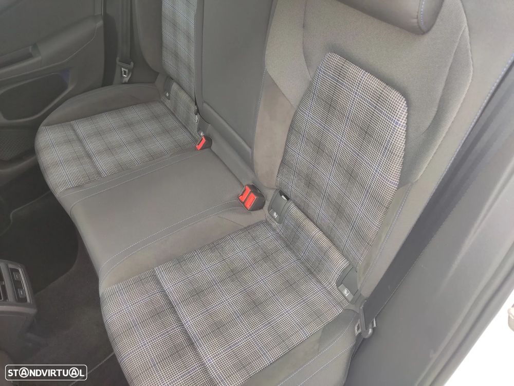VW Golf 1.4 GTE Plug-in - 13