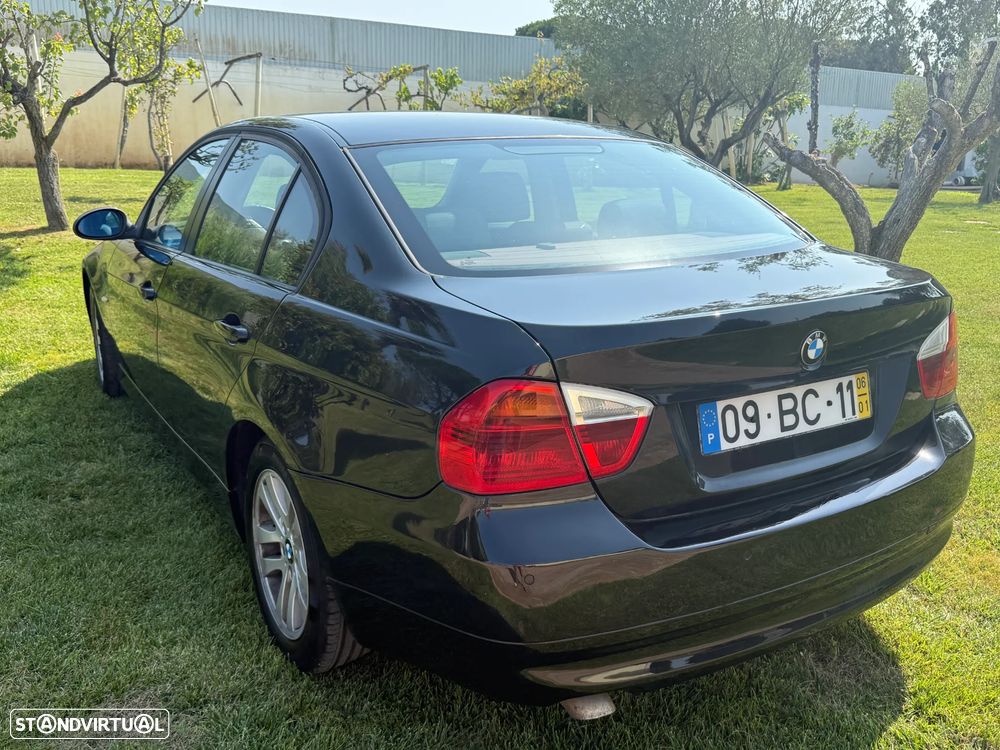 BMW 320 - 6
