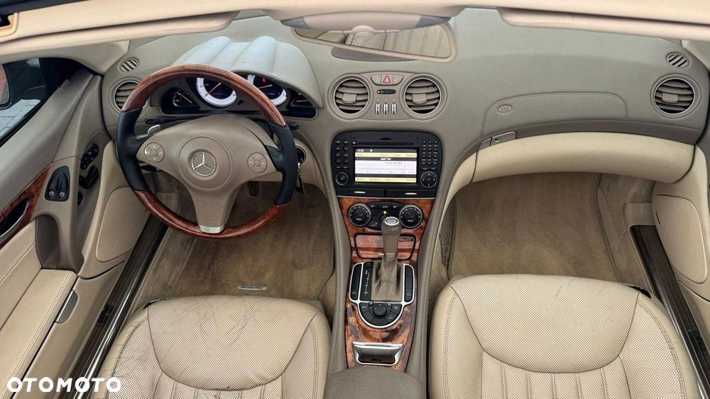 Mercedes-Benz SL - 19